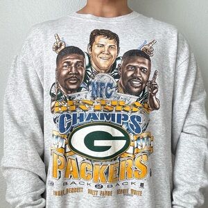 Vintage 1996 NFL Green Bay Packers Graphics Grey Sweatshirt